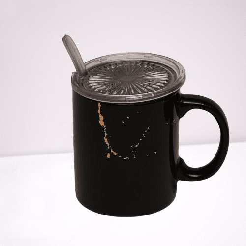 MUG WITH LID AND SPOON